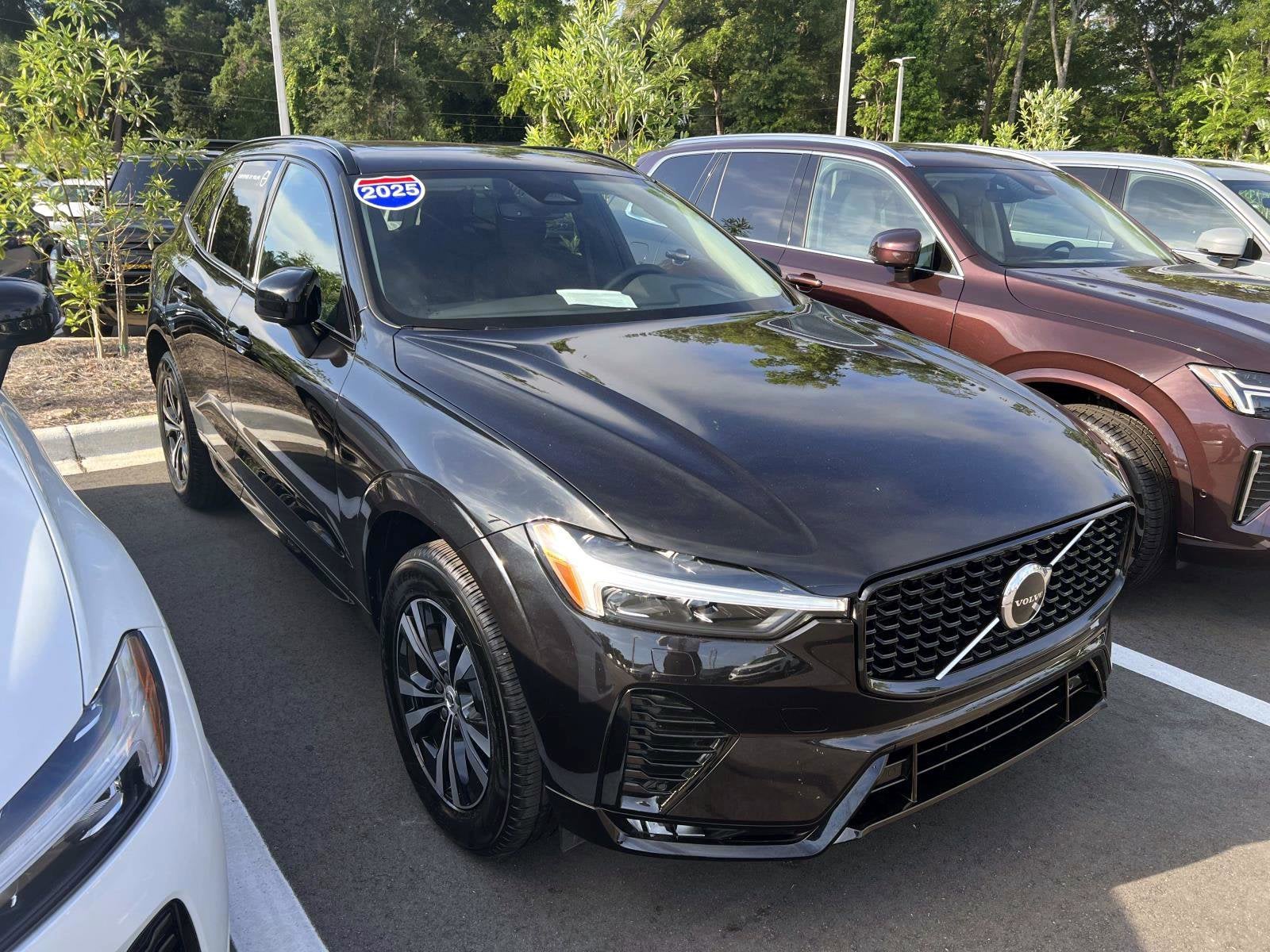 2025 Volvo XC60 Core