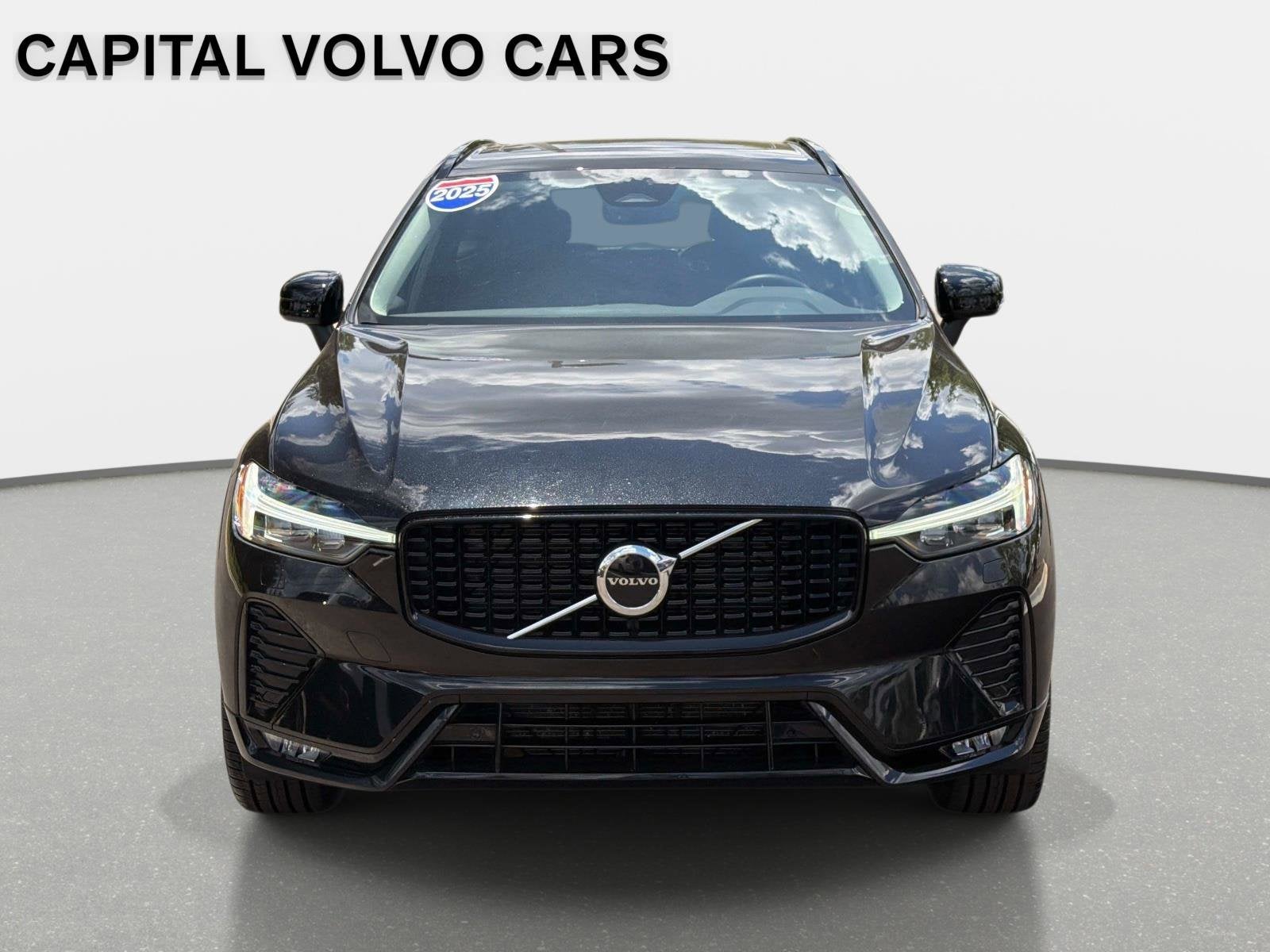2025 Volvo XC60 Core