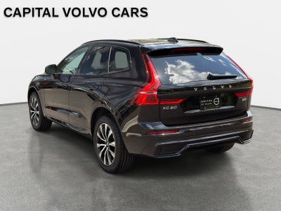 2025 Volvo XC60 Core