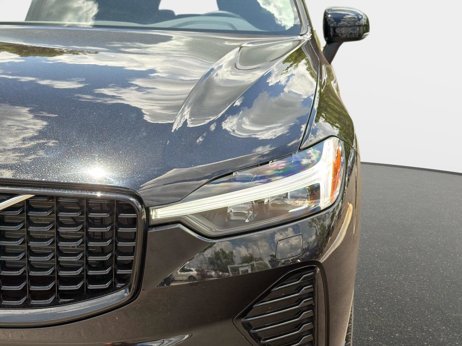 2025 Volvo XC60 Core