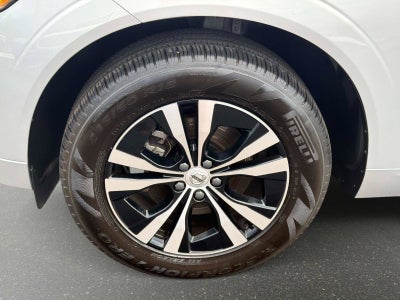 2025 Volvo XC60 Core