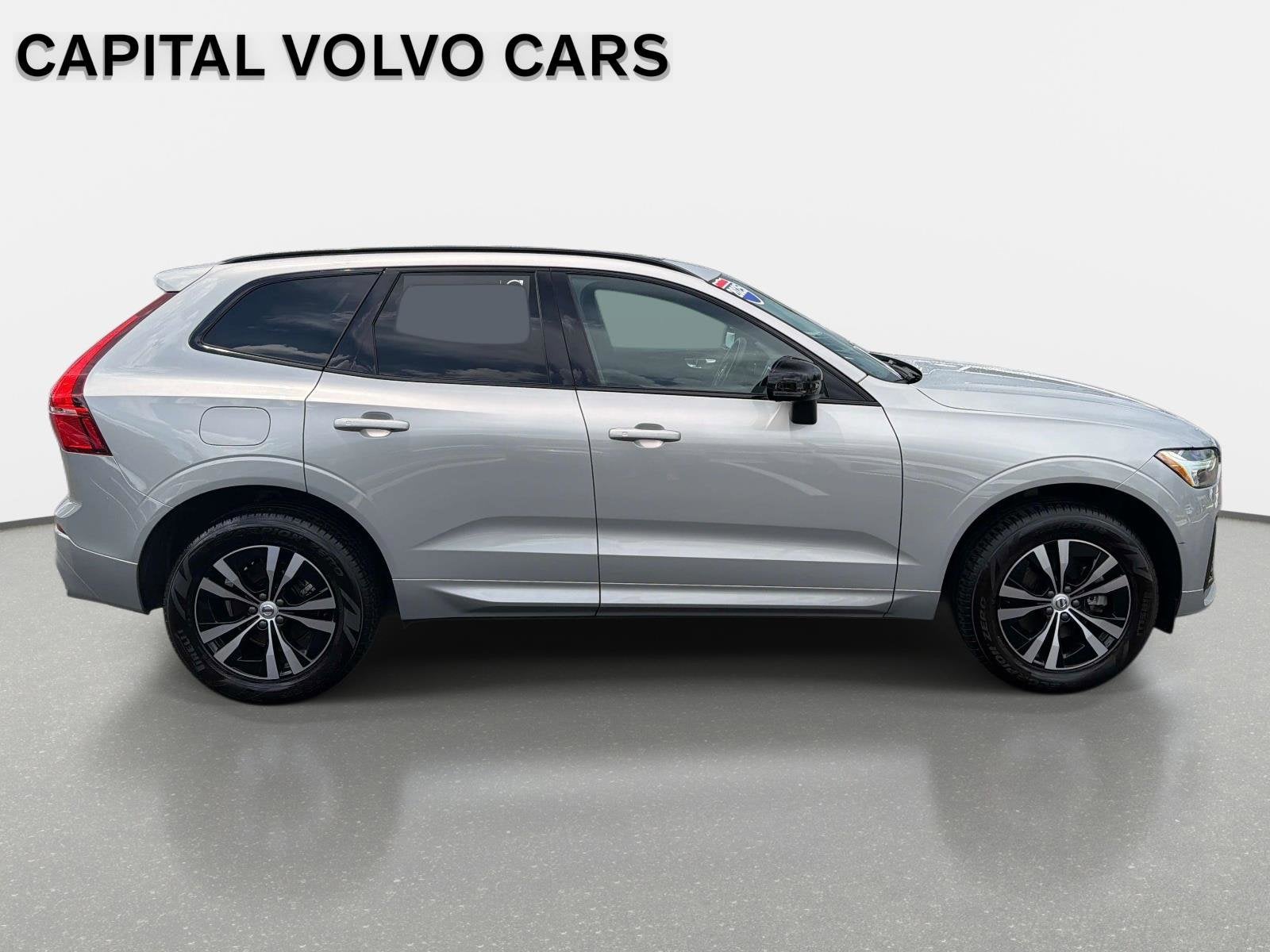 2025 Volvo XC60 Core