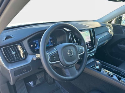 2025 Volvo XC60 Core