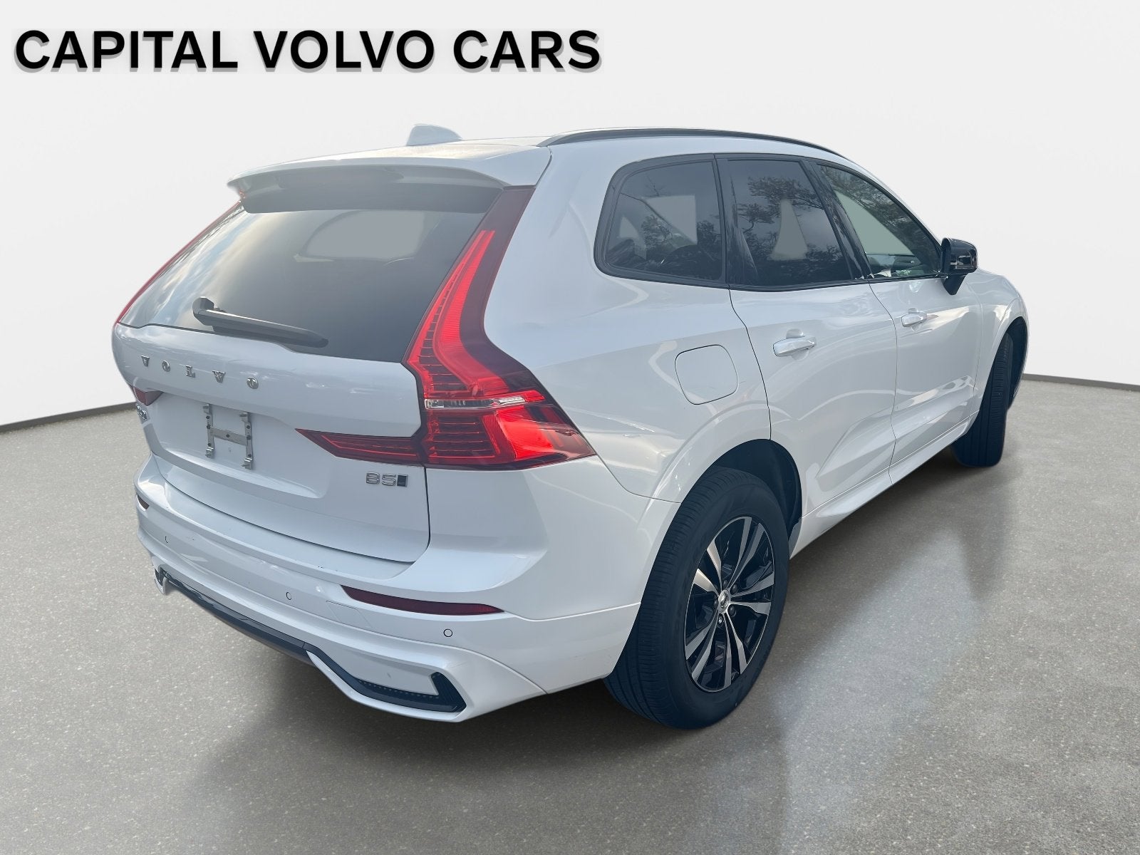 2025 Volvo XC60 Core