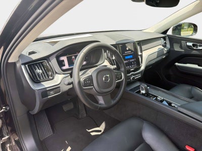 2025 Volvo XC60 Core