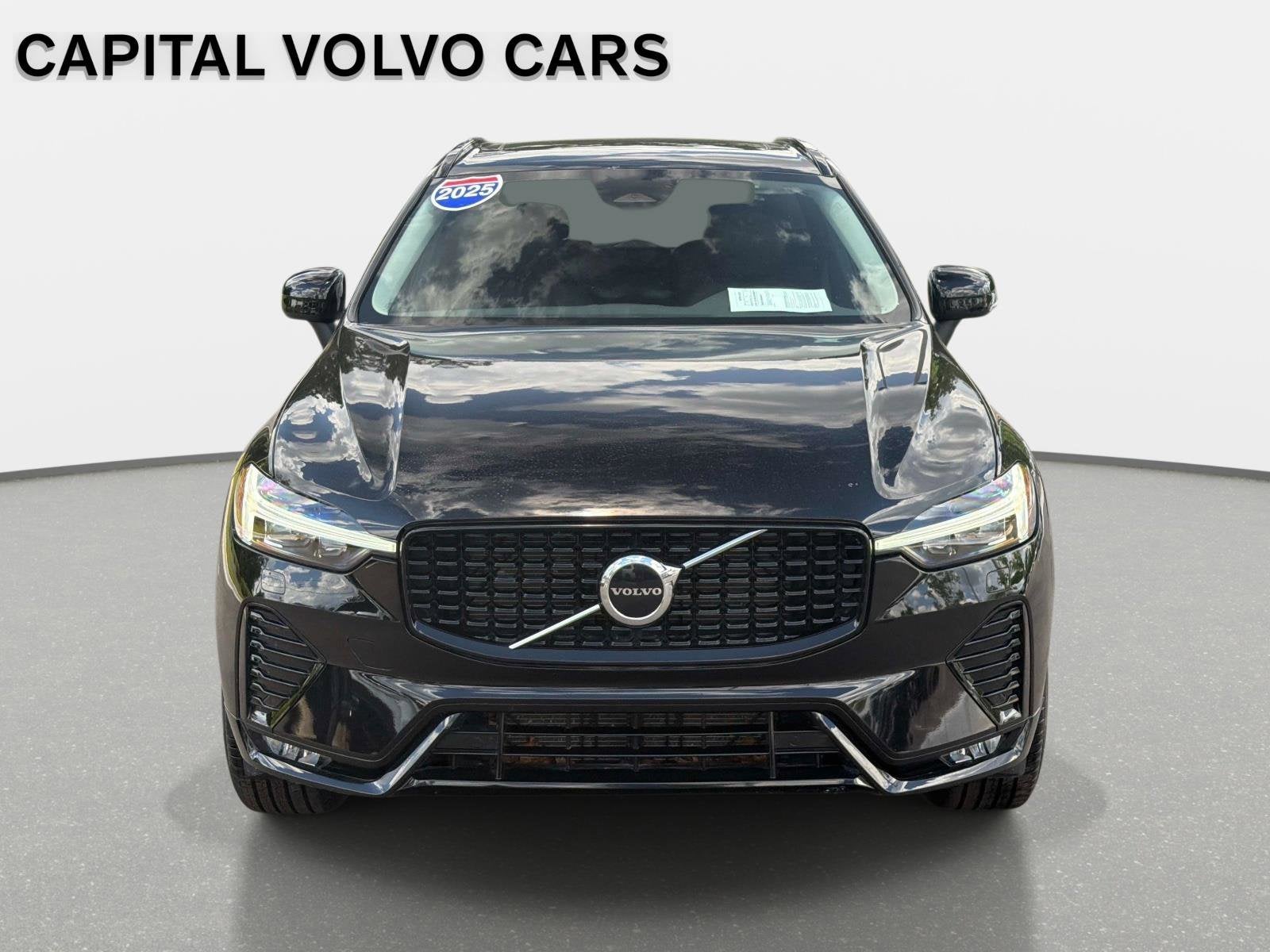 2025 Volvo XC60 Core