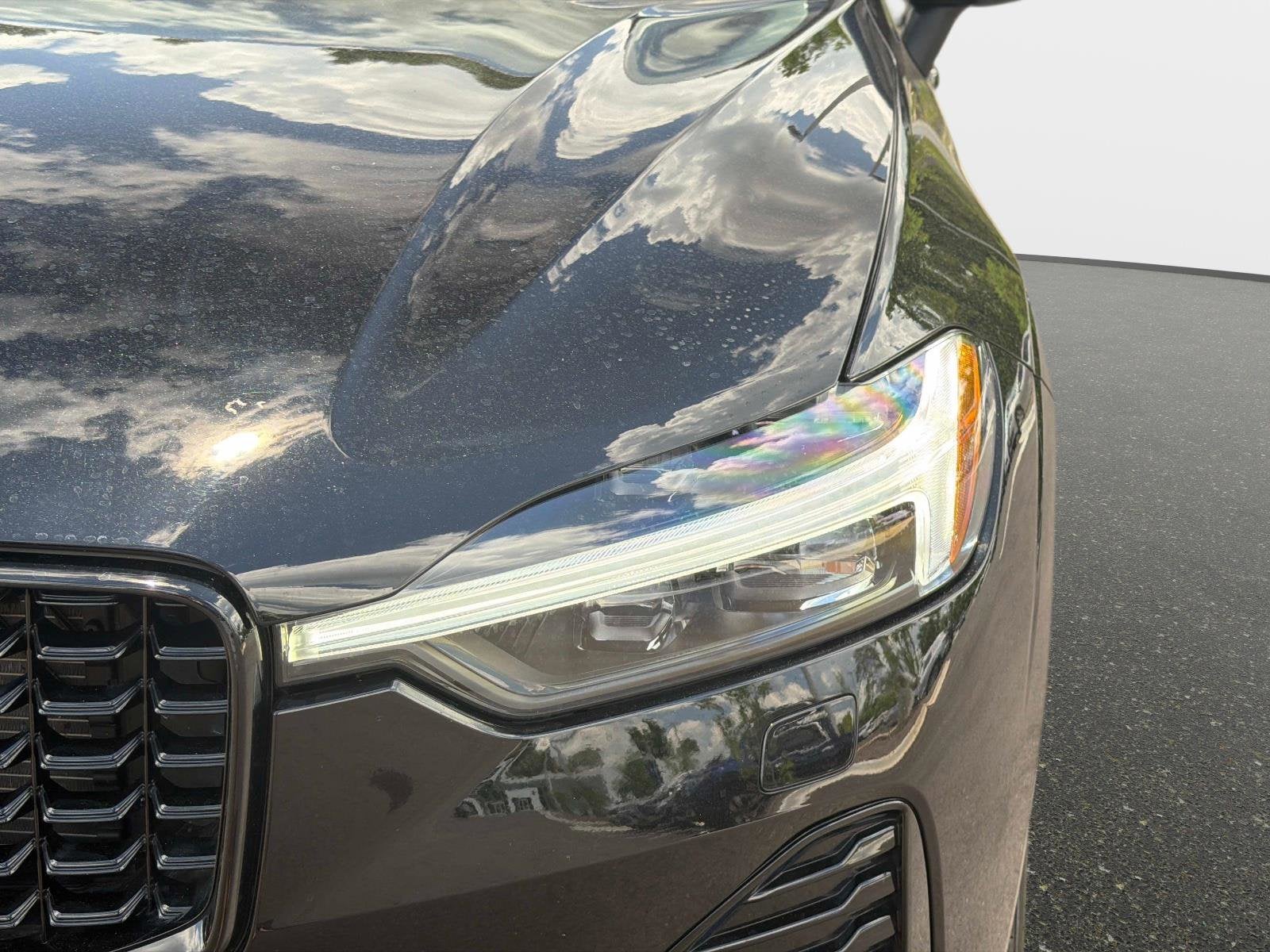 2025 Volvo XC60 Core