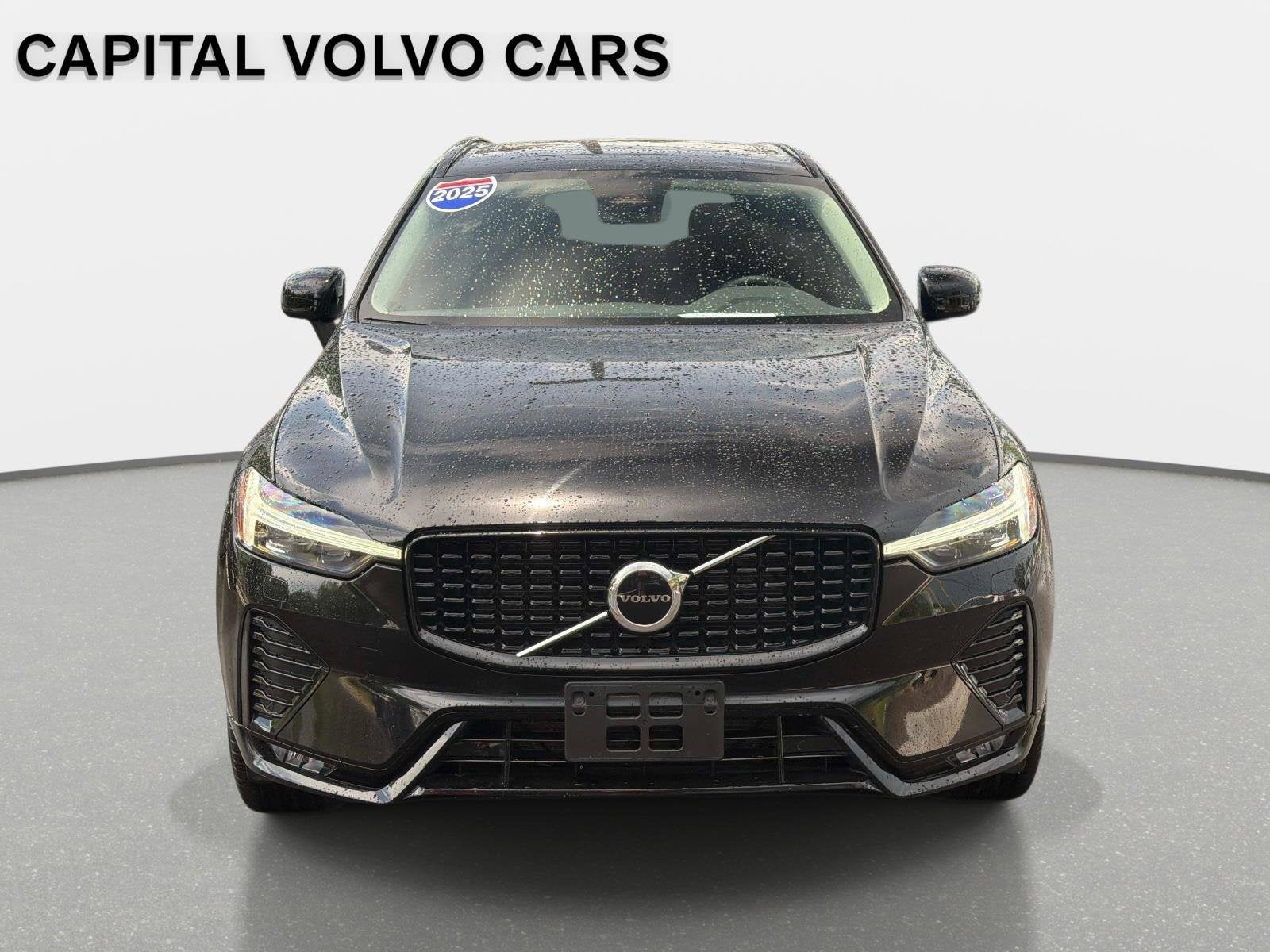 2025 Volvo XC60 Core