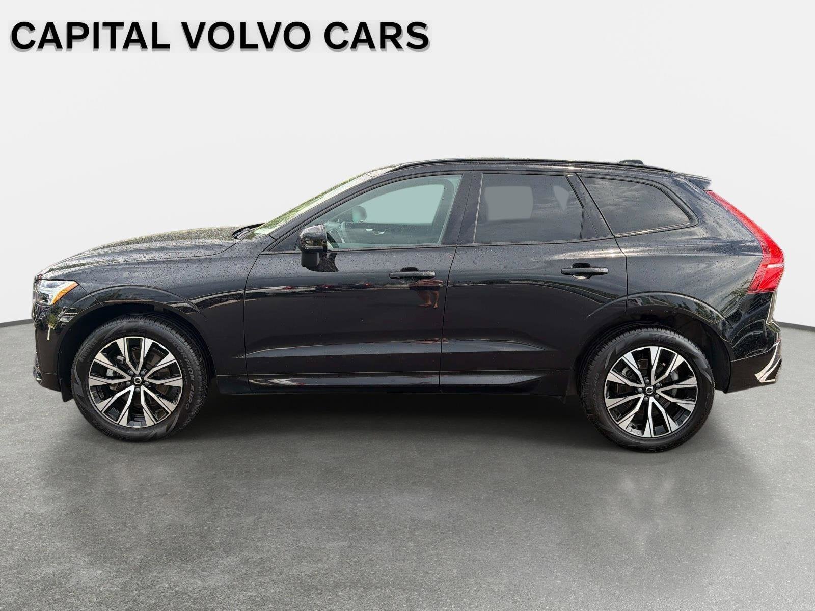 2025 Volvo XC60 Core
