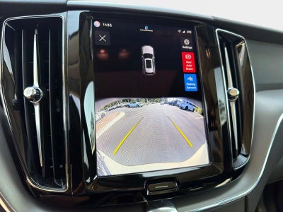 2025 Volvo XC60 Core