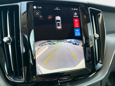 2025 Volvo XC60 Core