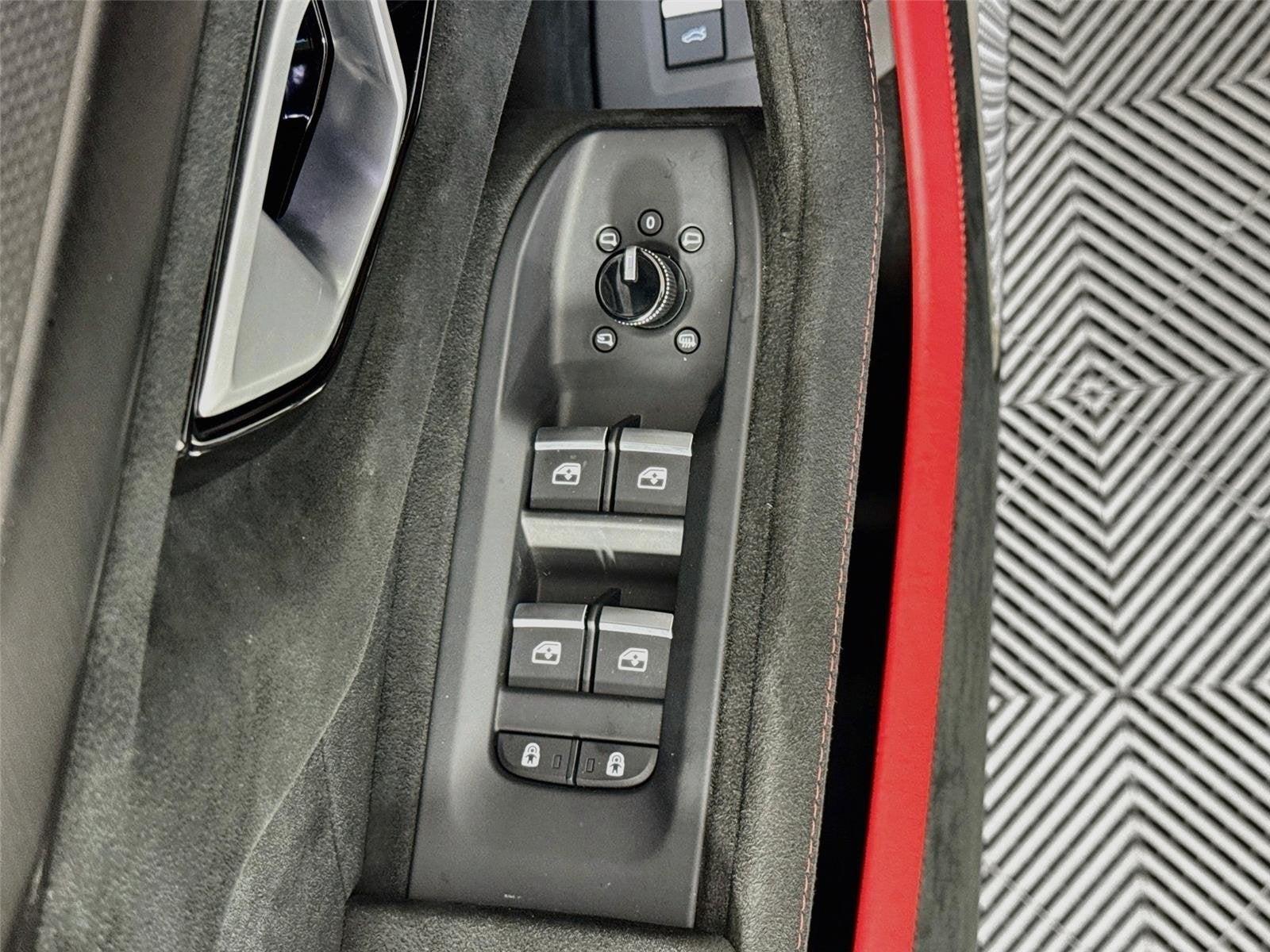 2024 Lamborghini Urus Performante