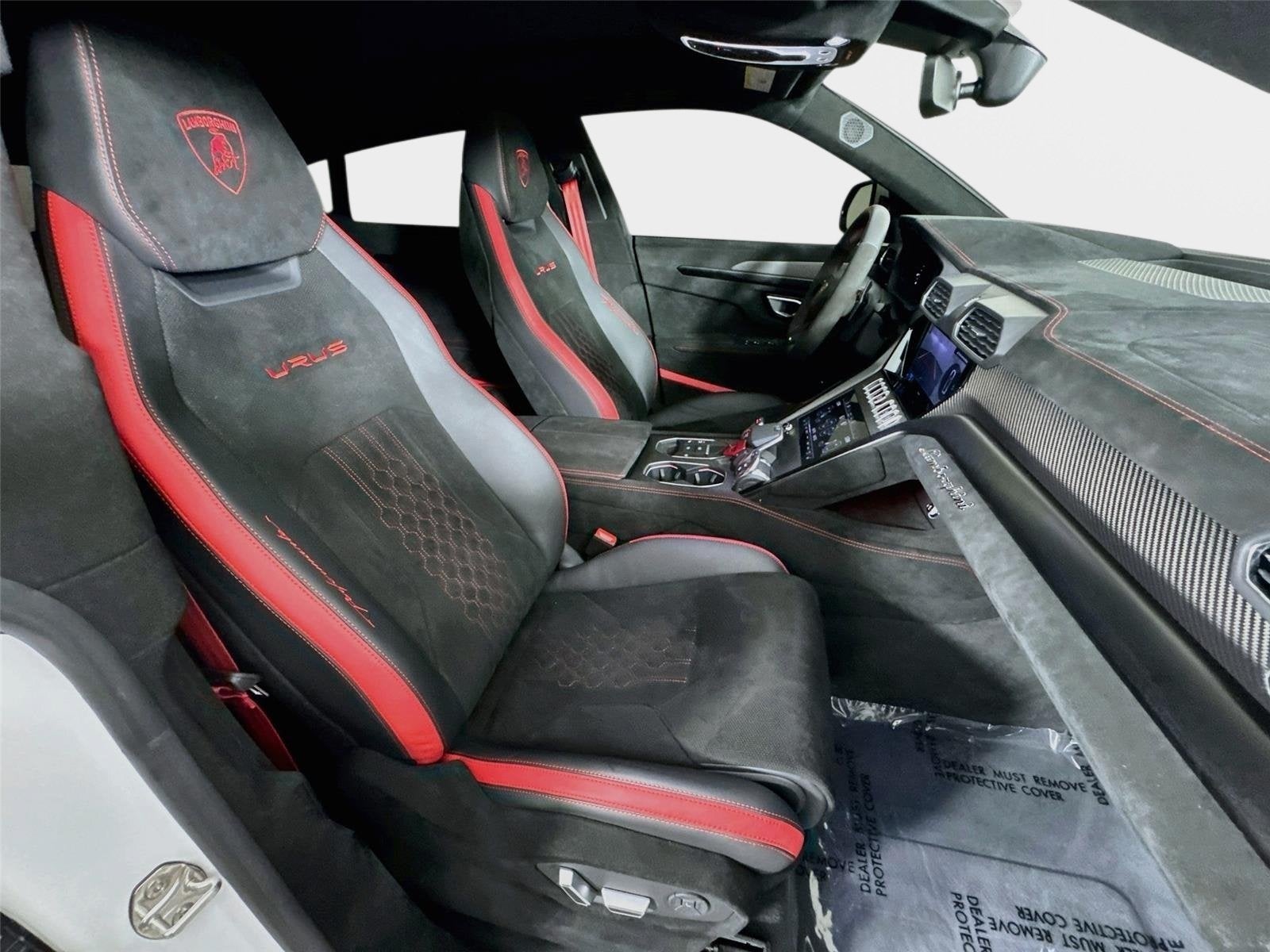 2024 Lamborghini Urus Performante