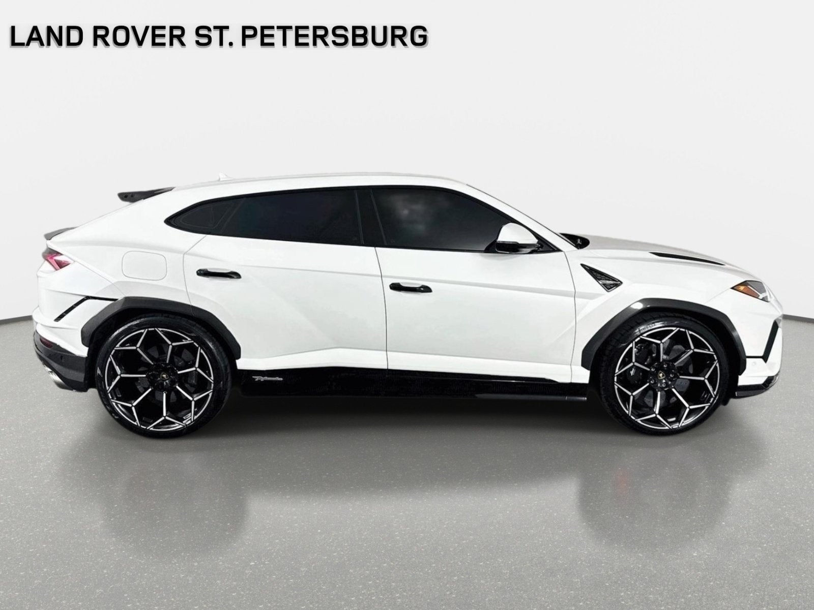 2024 Lamborghini Urus Performante