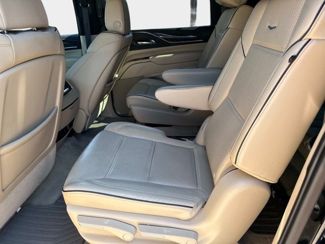 2023 Cadillac Escalade ESV Premium