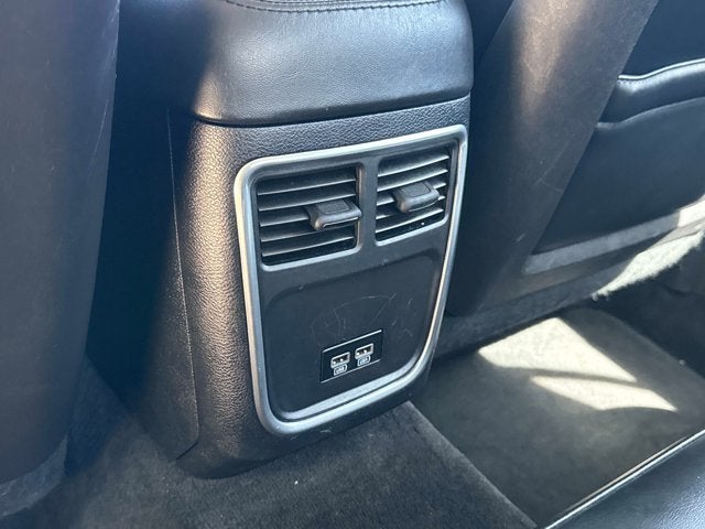 2015 Chrysler 300 Limited