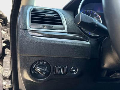 2015 Chrysler 300 Limited