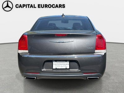 2015 Chrysler 300 Limited