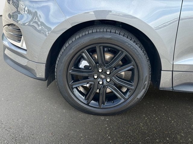 2022 Ford Edge ST Line