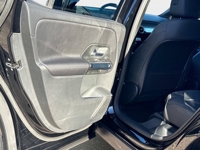 2025 Mercedes-Benz GLB GLB 250