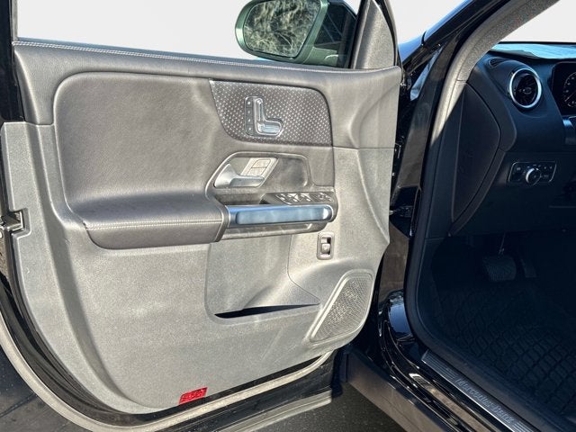 2025 Mercedes-Benz GLB GLB 250