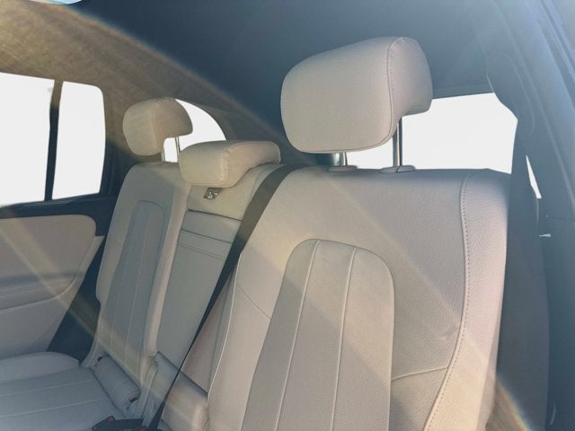 2025 Mercedes-Benz GLB GLB 250