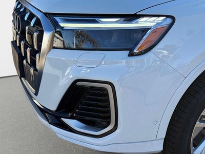 2025 Audi Q7 55 Premium Plus