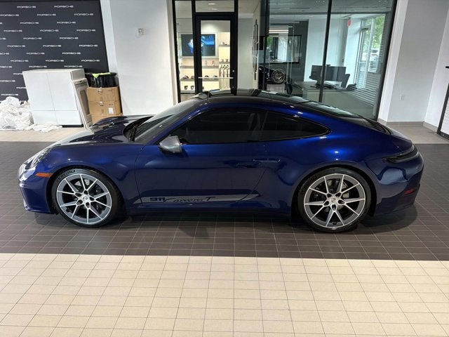 2025 Porsche 911 Carrera T