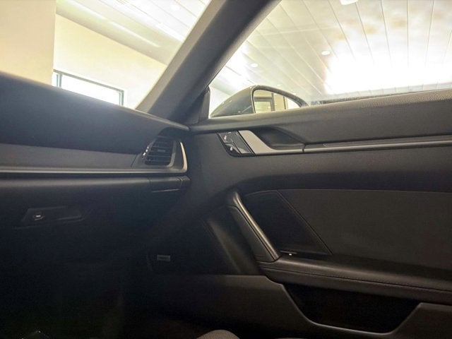 2020 Porsche 911 Carrera