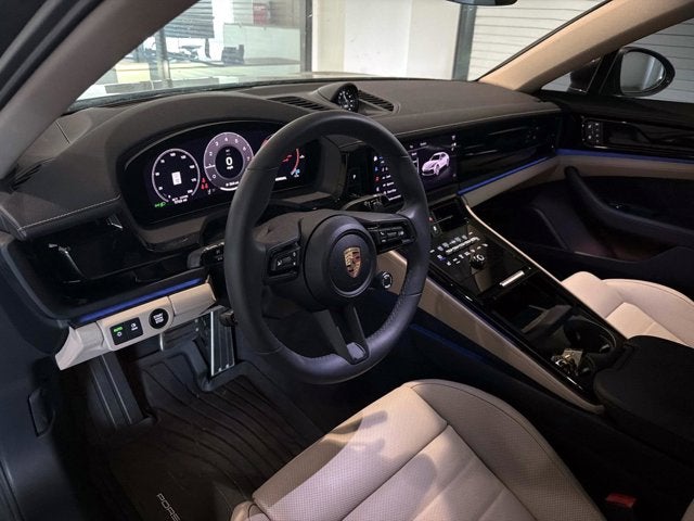 2025 Porsche Panamera Base
