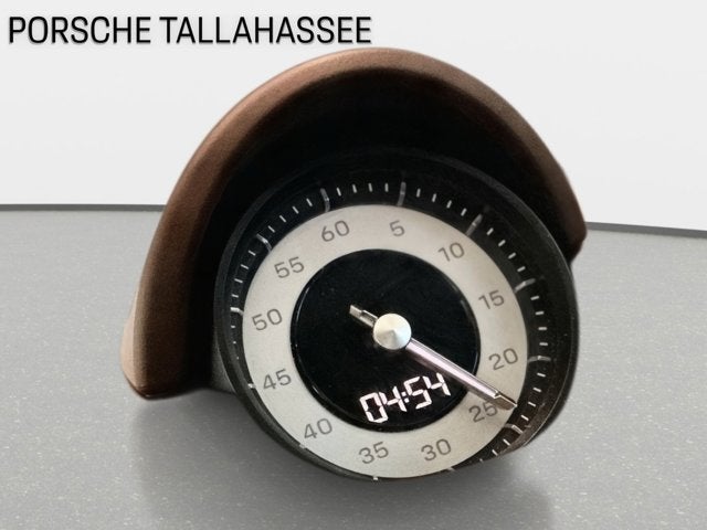 2023 Porsche 911 4 GTS