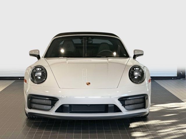 2023 Porsche 911 4 GTS