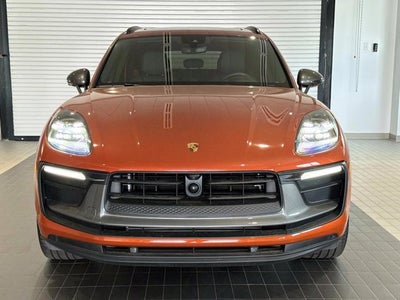 2025 Porsche Macan T