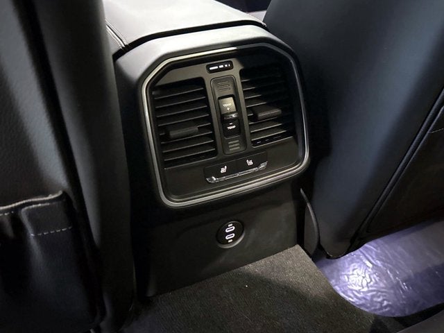 2025 Porsche Macan T