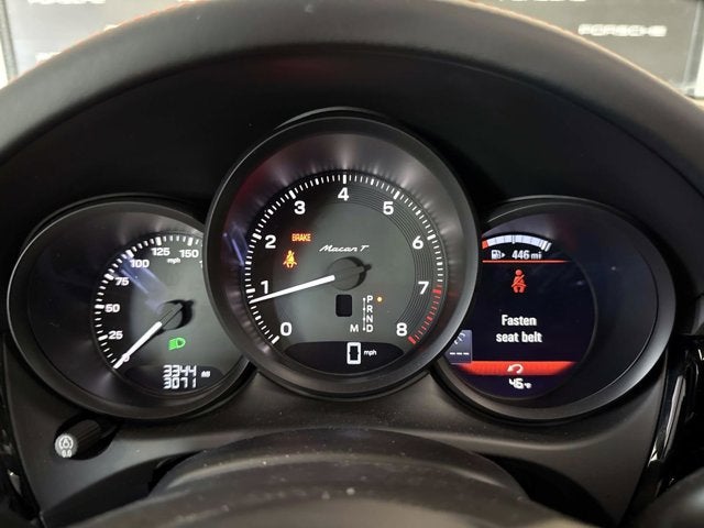 2025 Porsche Macan T
