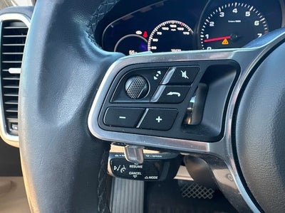 2023 Porsche Cayenne Base