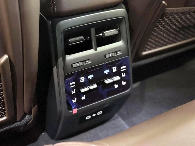 2024 Porsche Macan Electric 4