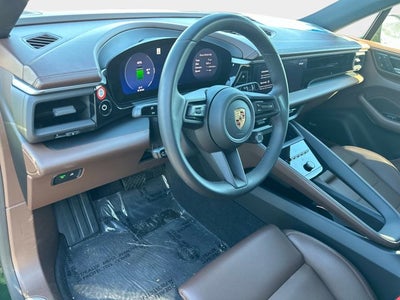 2024 Porsche Macan Electric 4