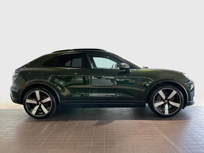 2024 Porsche Macan Electric 4