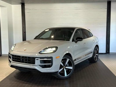 2025 Porsche Cayenne Base
