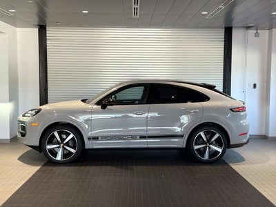 2025 Porsche Cayenne Base