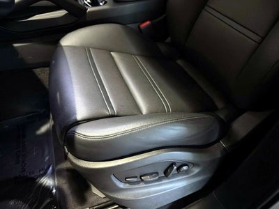 2025 Porsche Cayenne Base