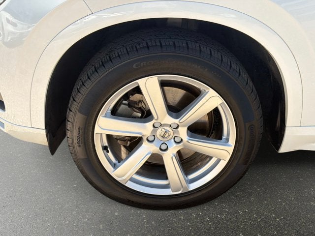 2021 Volvo XC90 T5 Momentum