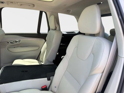 2021 Volvo XC90 T5 Momentum