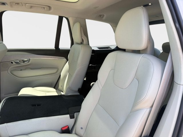 2021 Volvo XC90 T5 Momentum