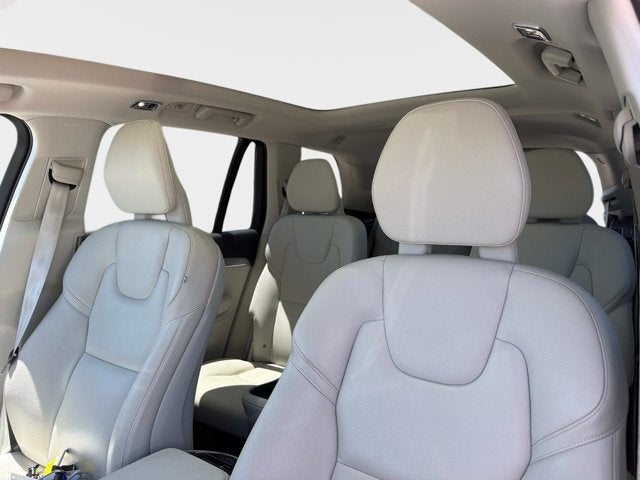 2021 Volvo XC90 T5 Momentum