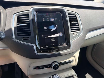2021 Volvo XC90 T5 Momentum