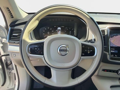 2021 Volvo XC90 T5 Momentum